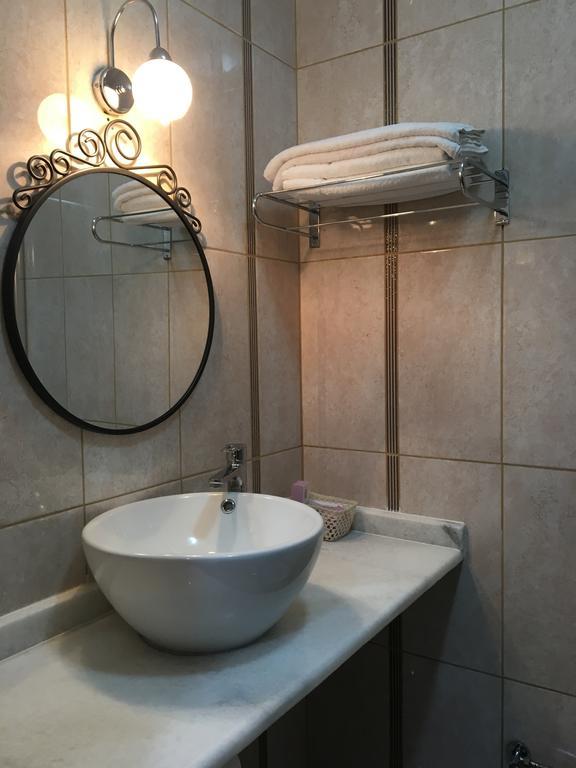 Tirilye Evi Otel Zeytinbagi Kültér fotó