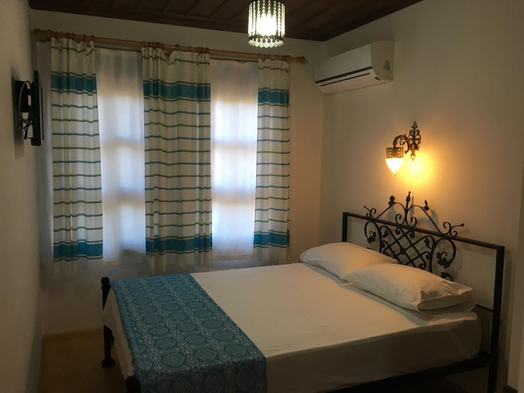 Tirilye Evi Otel Zeytinbagi Kültér fotó